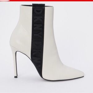 DKNY Women's Cream Heeled Boots 7.5